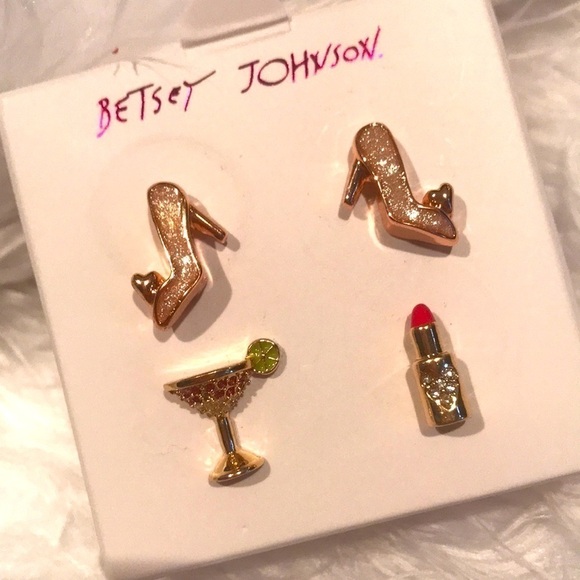 Brand New Betsey Johnson Set of Two Pairs of Post Earrings Cocktail High Heels - Picture 13 of 13